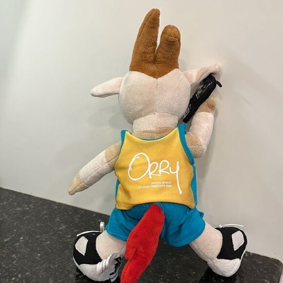 Orry The Oryx Official Mascot from 2006 Doha Qatar 15th Asian Games 16” - Picture 4 of 7